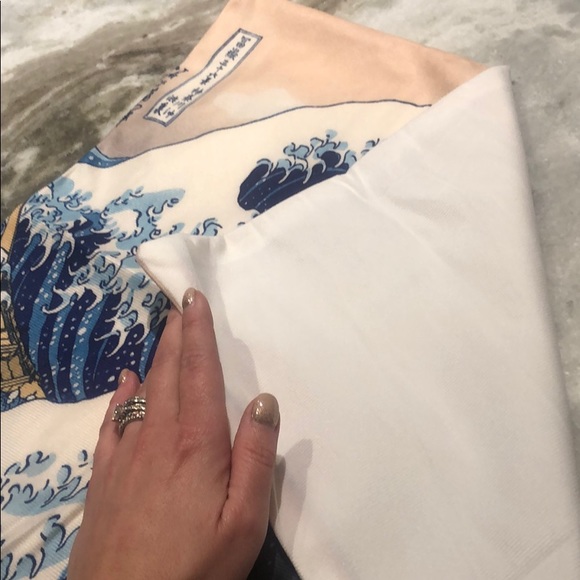 Wave Accent Pillow Cover - Picture 4 of 4